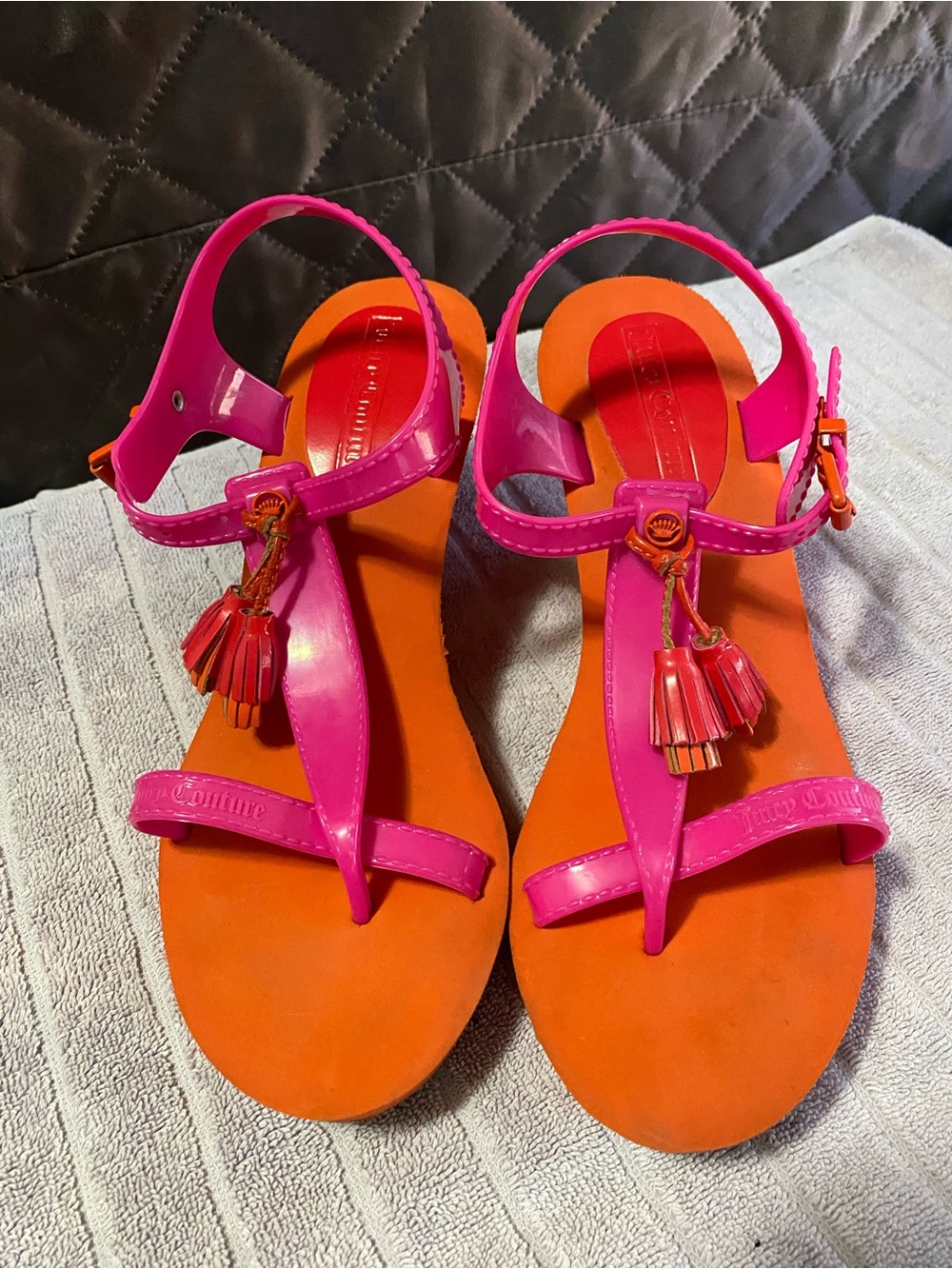Juicy Couture Wisp Jelly Wedge Sandals Pink Orange Neon Y2K GUC Size 8